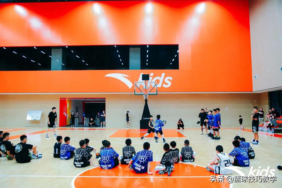篮球规则一年级_篮球规则分类_篮球规则是什么意思