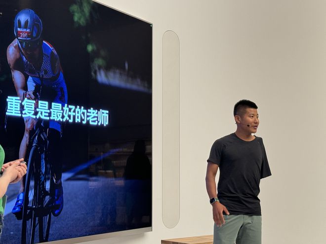 云南省优秀残疾人游泳运动员_云南省残疾人奥运会游泳冠军_云南残疾人游泳冠军