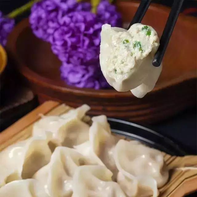 饺子日常做法家庭版视频_家庭日常饺子做法_饺子家常的做法