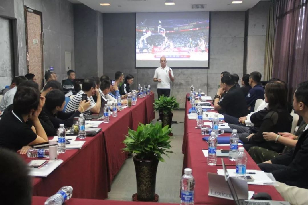 大运会篮球比赛_大运会篮球赛分组规则_2021大运会篮球比赛直播