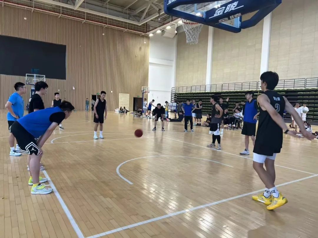 美式篮球半场规则3v3是什么_美式篮球半场尺寸_美式半场3v3篮球规则