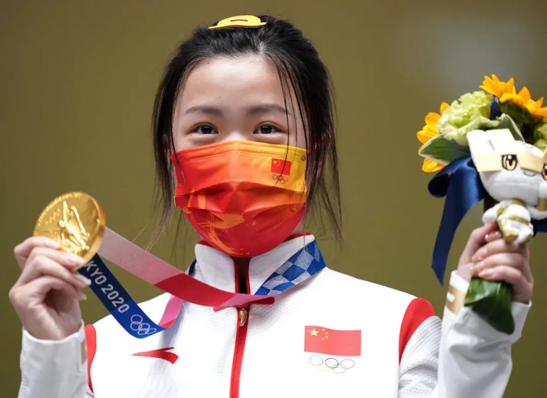 举重冠军退役以后生活如何_举重冠军退役后的生活_退役后的举重运动员