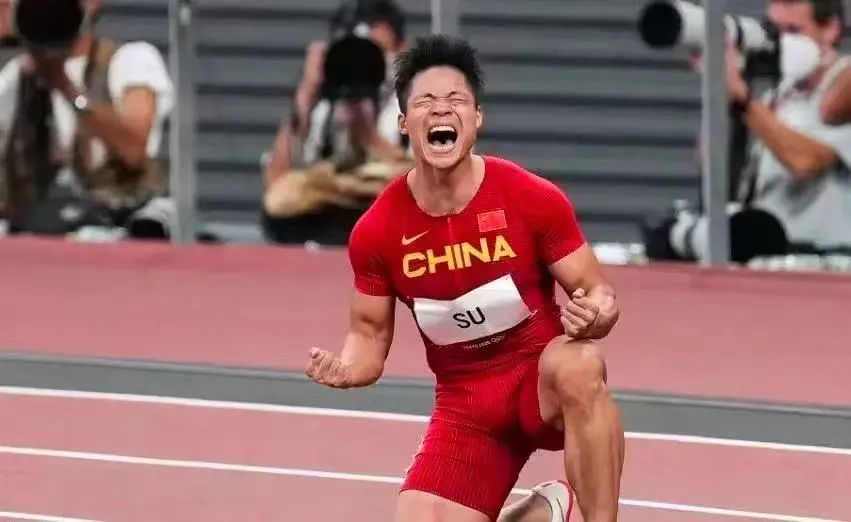 举重冠军退役以后生活如何_举重冠军退役后的生活_退役后的举重运动员