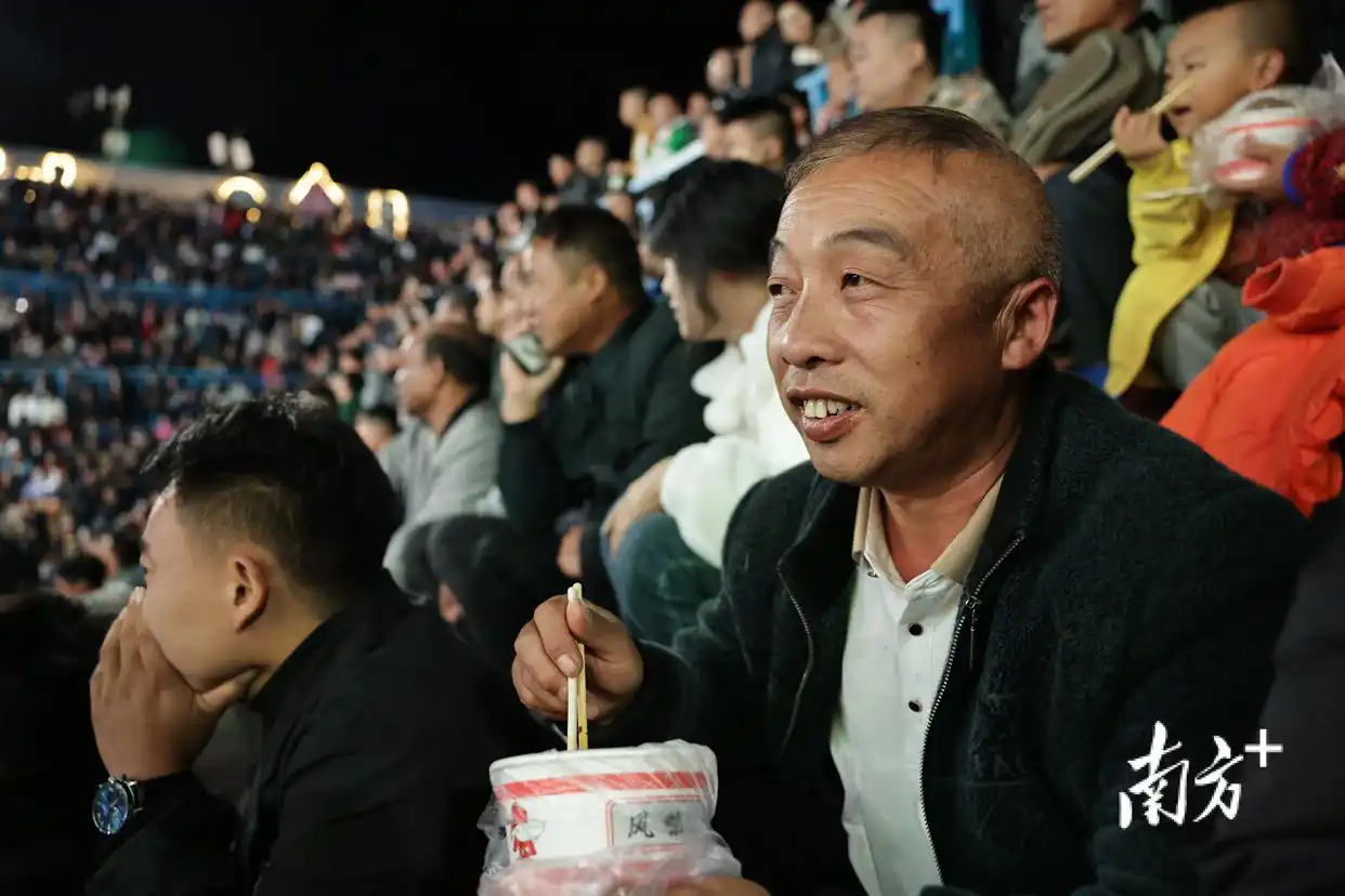 南雄篮球训练营_南雄市篮球比赛_南雄市篮球冠军有哪些